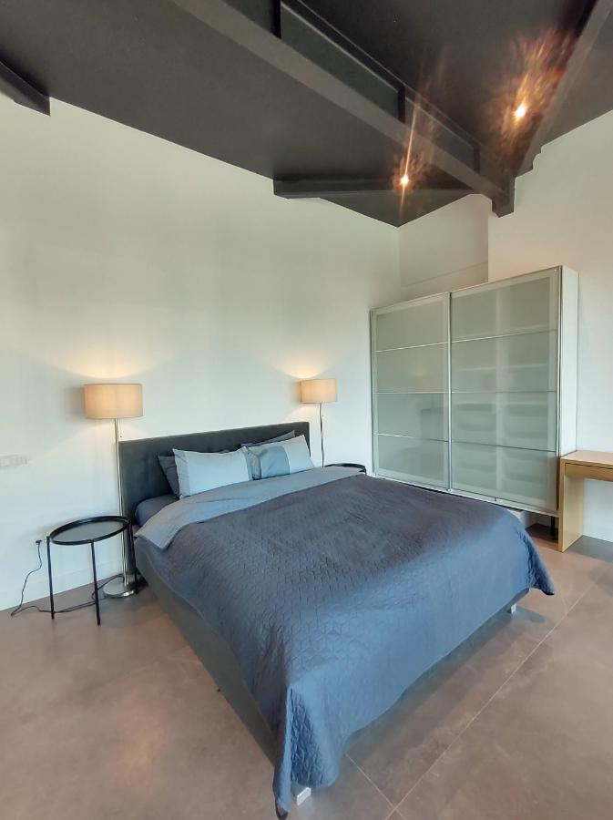 Sky Loft Appartement Iasi Buitenkant foto