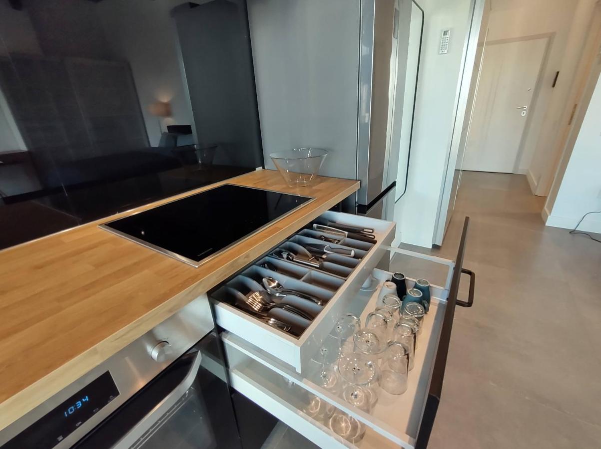 Sky Loft Appartement Iasi Buitenkant foto